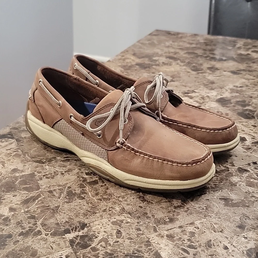 Sperry Men's Intrepid 2 Eye Fabric Closed Toe Boat Shoes, Tan, Men's Size 10.5